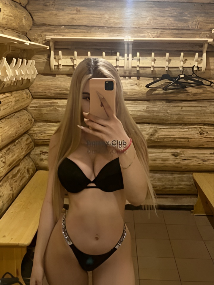 Лейла привлекальеная девушка из Саратова цена от 5000 руб