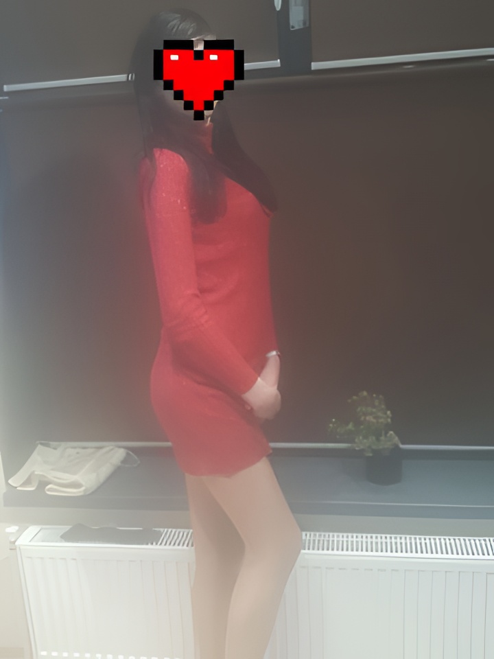 Лилия привлекальеная девушка из Саратова цена от 1500 руб