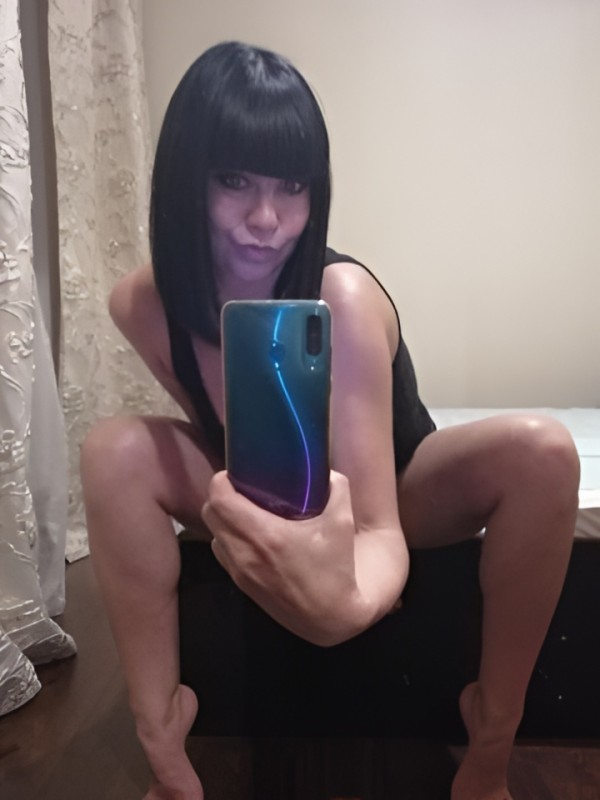 Аврора привлекательная девушка из Саратова цена от 10000 руб