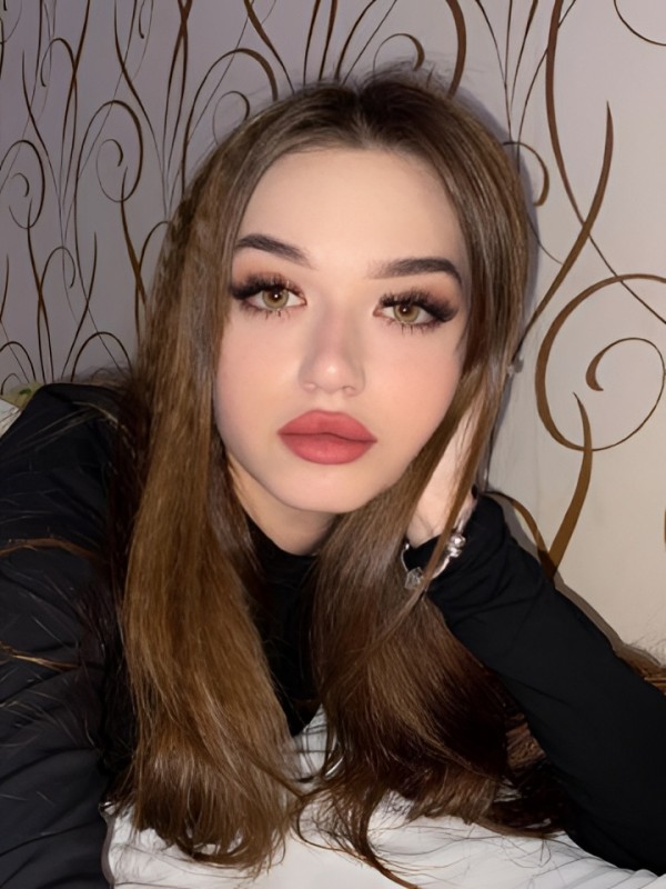 Фариза привлекательная девушка из Саратова цена от 10000 руб