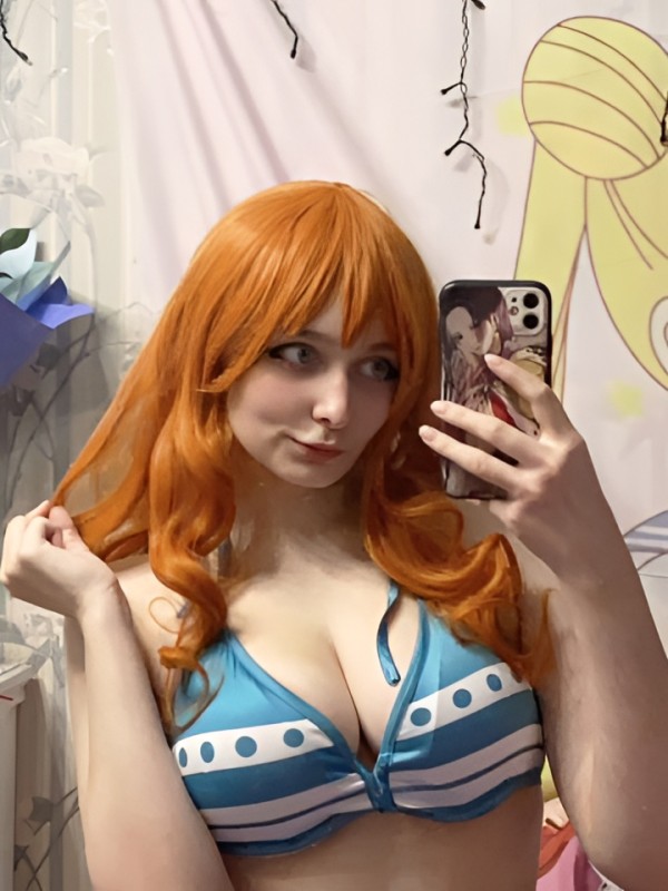 Юстина привлекательная девушка из Саратова цена от 2000 руб