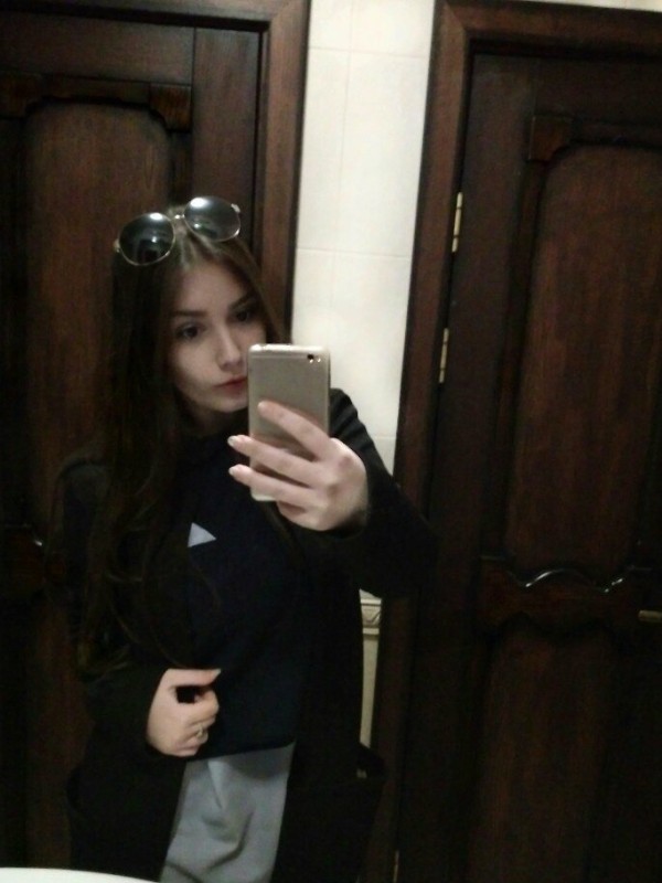 Лайза привлекательная девушка из Саратова цена от 3500 руб