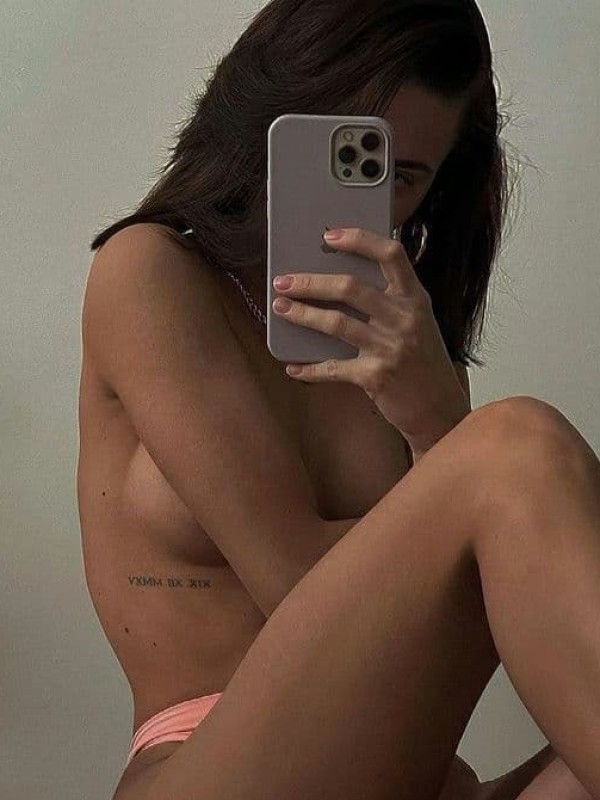 Станислава привлекательная девушка из Саратова цена от 3500 руб