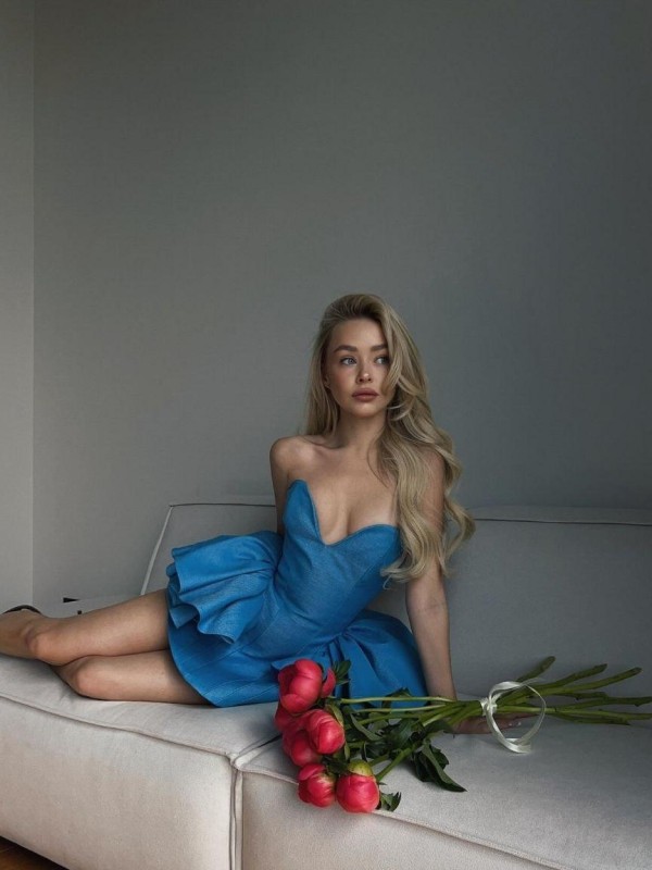 Катерина привлекательная девушка из Саратова цена от 4000 руб